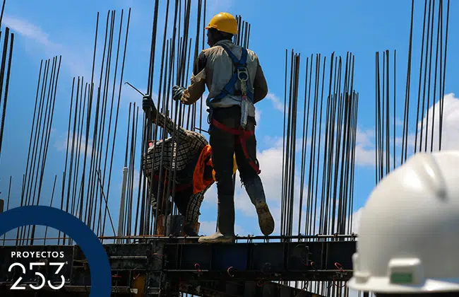 Trabajadores de una obra de construcción